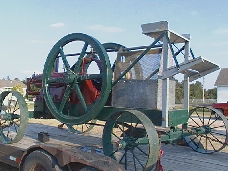 Show report Goessel Kansas 2010 (many LARGE photos) Smokstak® Antique